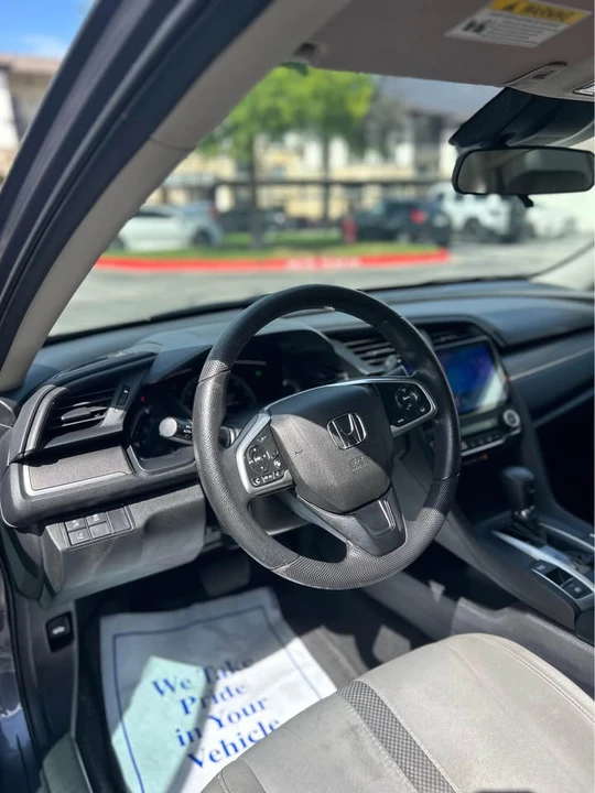 2020 Honda Civic 10th Gen - Image 4 of 11