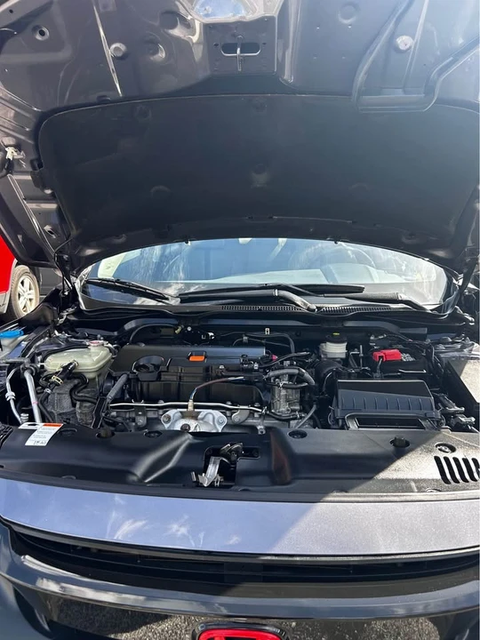 2020 Honda Civic 10th Gen - Image 10 of 11