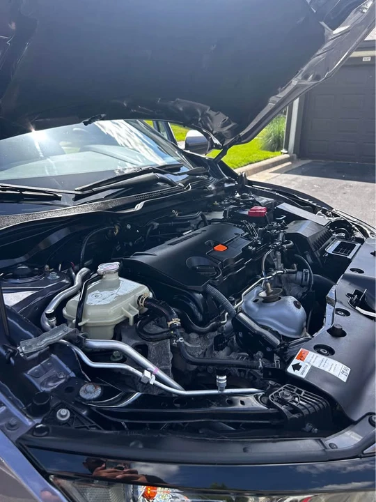 2020 Honda Civic 10th Gen - Image 8 of 11