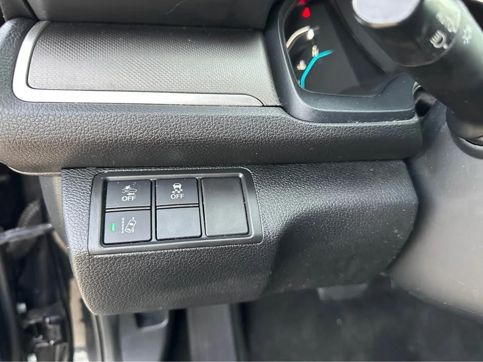 2020 Honda Civic 10th Gen - Image 12 of 18