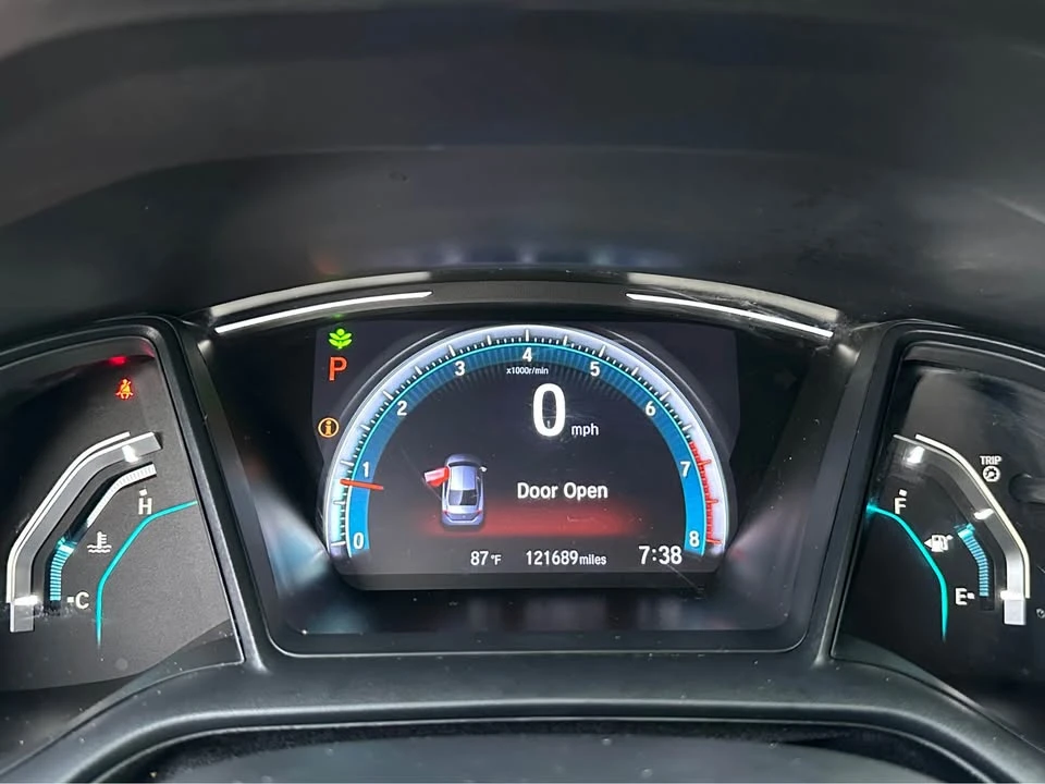 2020 Honda Civic 10th Gen - Image 14 of 18