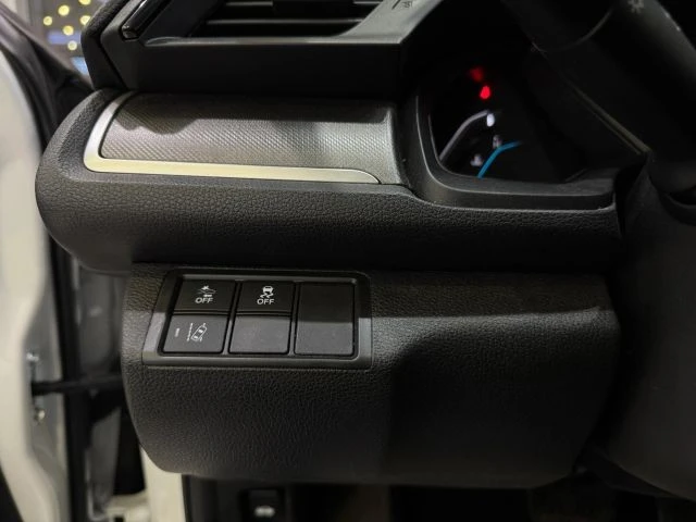 2020 Honda Civic 10th Gen - Image 13 of 21