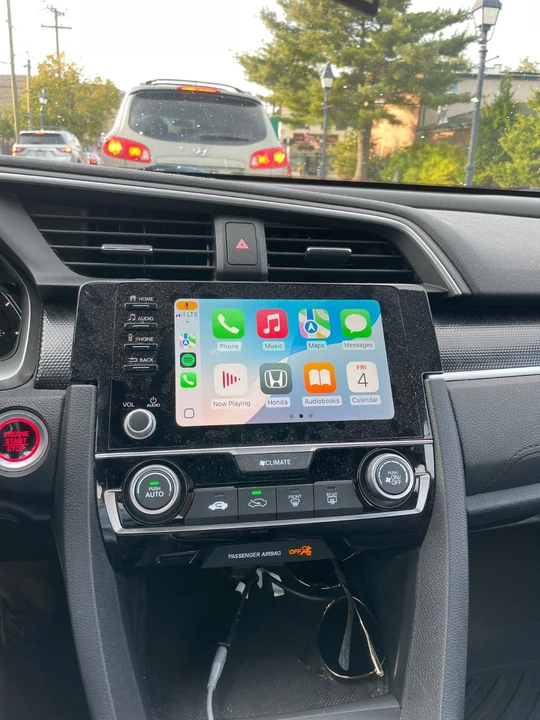 2020 Honda Civic 10th Gen - Image 3 of 12