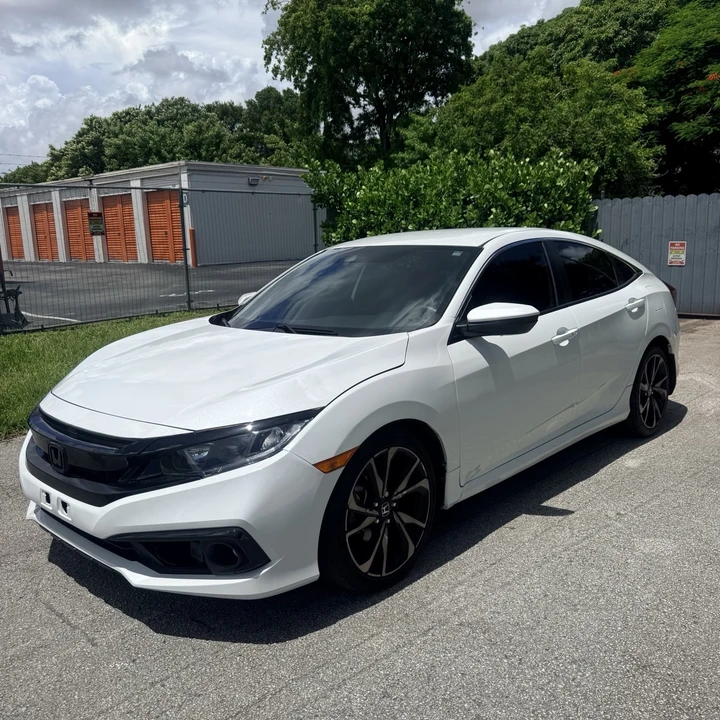 2020 Honda Civic 10th Gen - Image 4 of 17