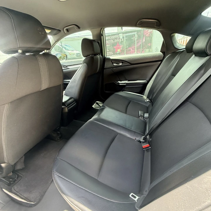 2020 Honda Civic 10th Gen - Image 12 of 17