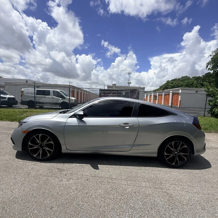 2020 Honda Civic 10th Gen - Image 9 of 21
