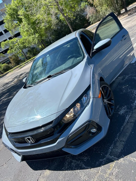 2020 Honda Civic 10th Gen - Image 8 of 21