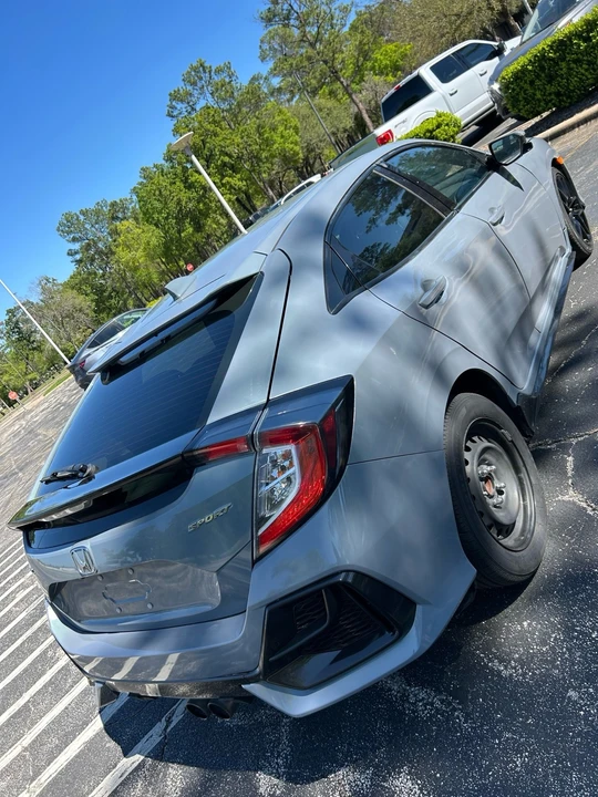 2020 Honda Civic 10th Gen - Image 16 of 21