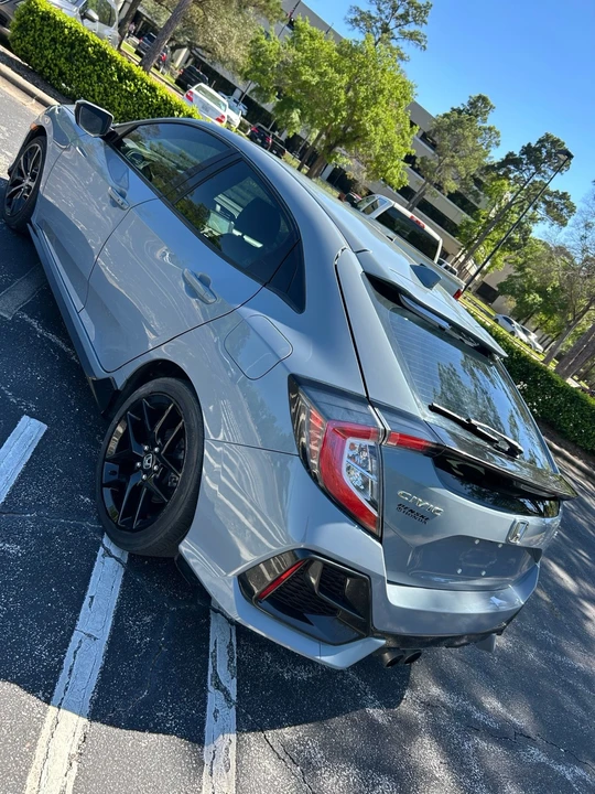2020 Honda Civic 10th Gen - Image 15 of 21