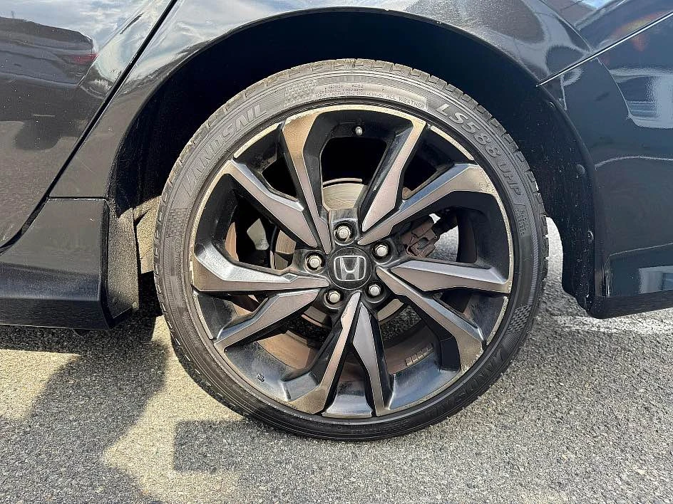 2020 Honda Civic 10th Gen - Image 8 of 15