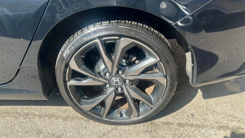 2020 Honda Civic 10th Gen - Image 10 of 12