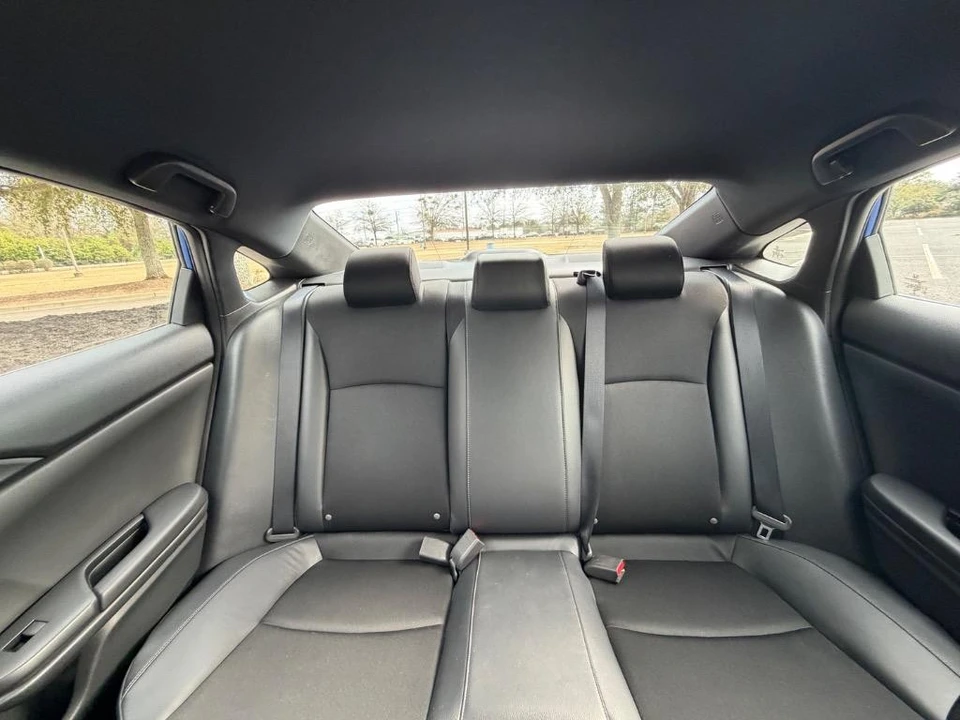 2020 Honda Civic 10th Gen - Image 17 of 21