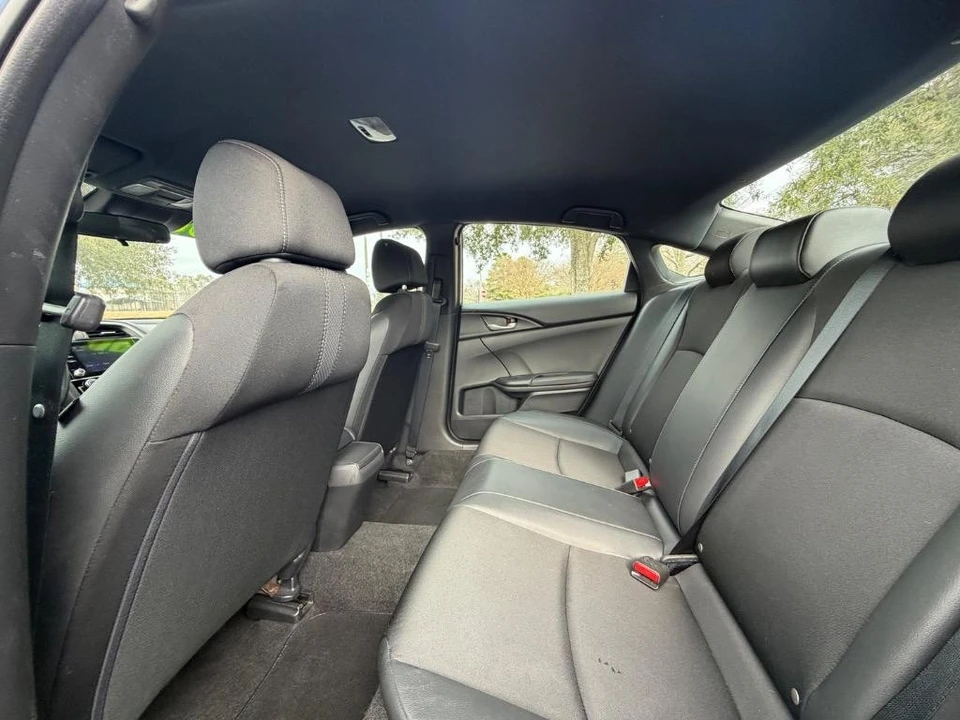 2020 Honda Civic 10th Gen - Image 18 of 21