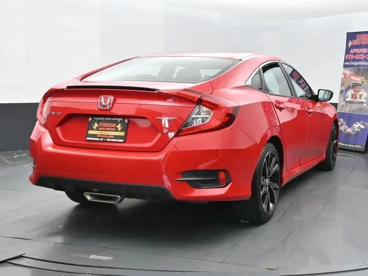 2020 Honda Civic 10th Gen - Image 8 of 12