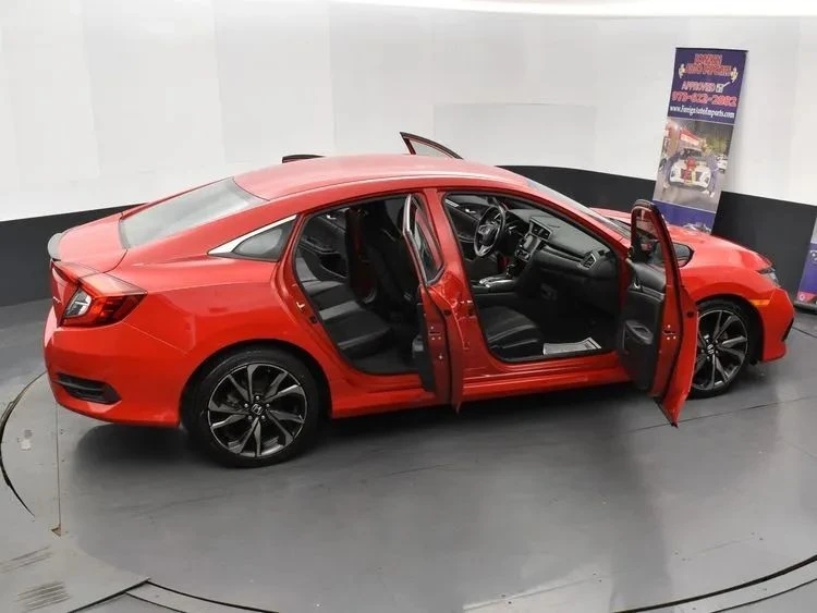 2020 Honda Civic 10th Gen - Image 6 of 12