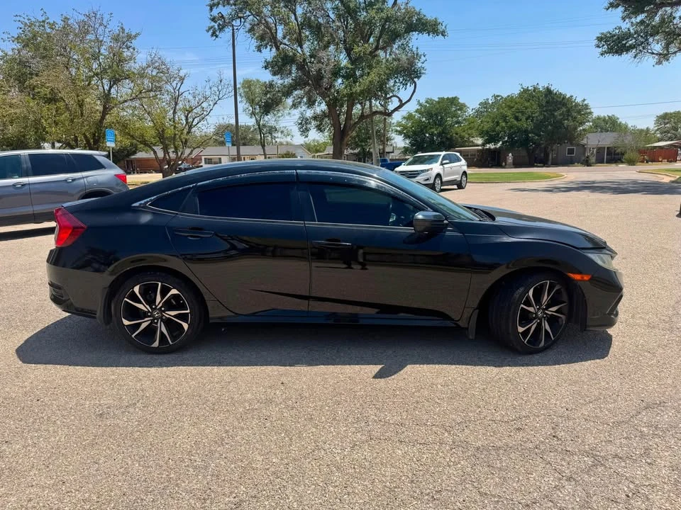 2020 Honda Civic 10th Gen - Image 4 of 12