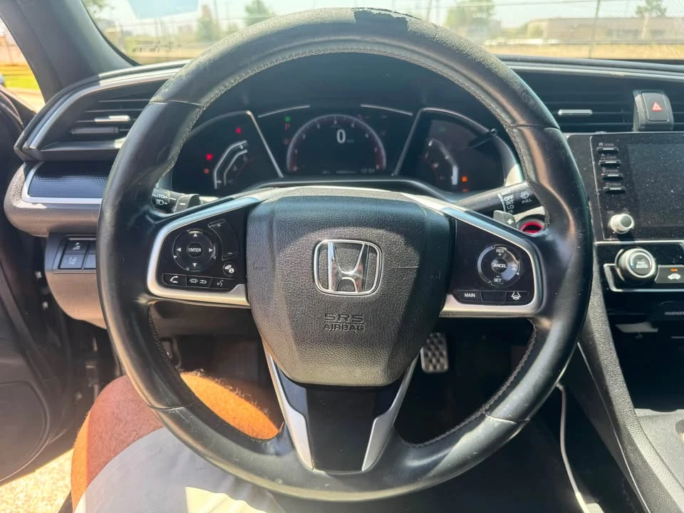 2020 Honda Civic 10th Gen - Image 9 of 12