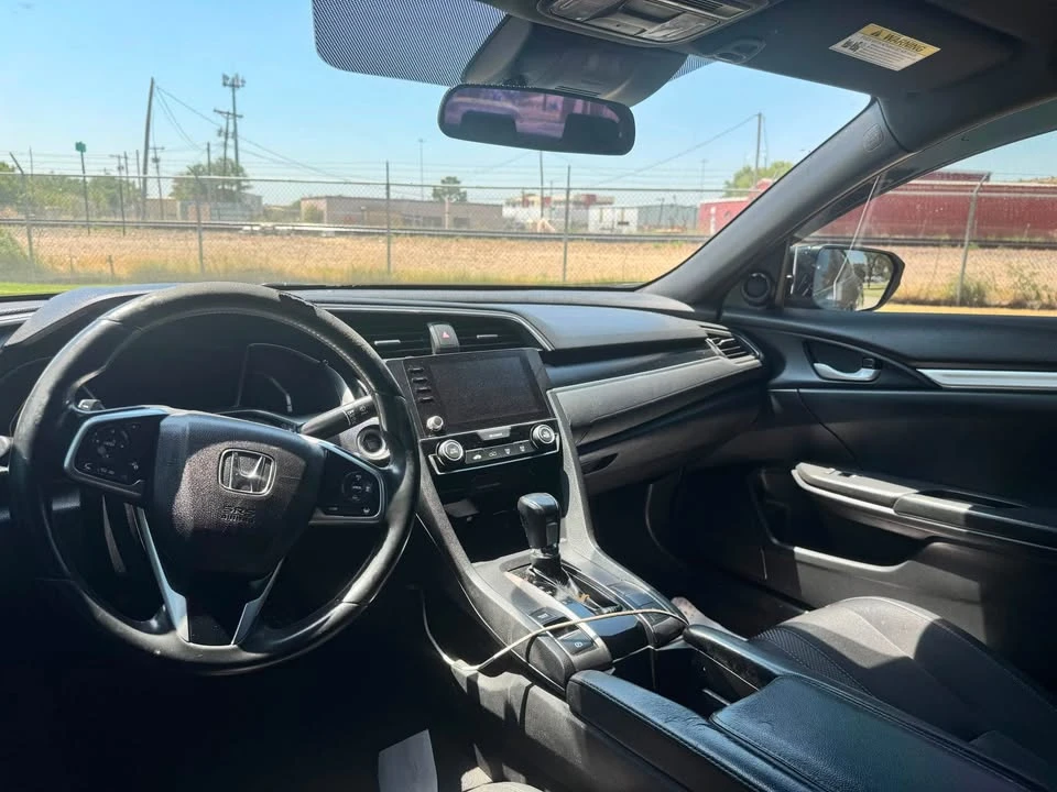 2020 Honda Civic 10th Gen - Image 8 of 12