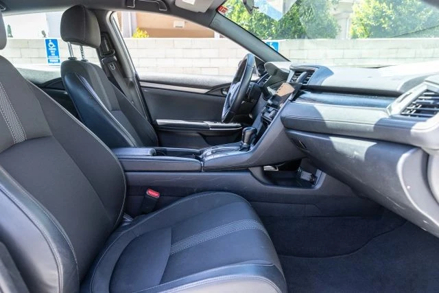 2020 Honda Civic 10th Gen - Image 19 of 31