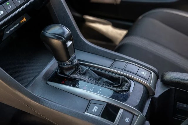 2020 Honda Civic 10th Gen - Image 27 of 31