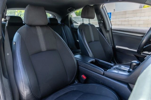 2020 Honda Civic 10th Gen - Image 17 of 31