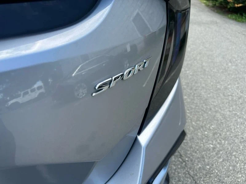 2020 Honda Civic 10th Gen - Image 7 of 12