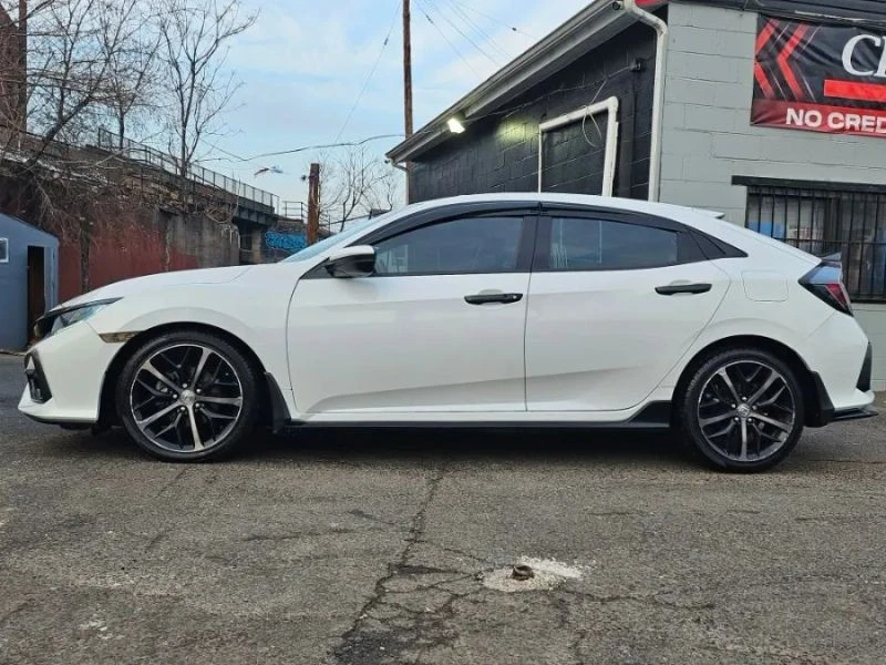 2020 Honda Civic 10th Gen - Image 11 of 12