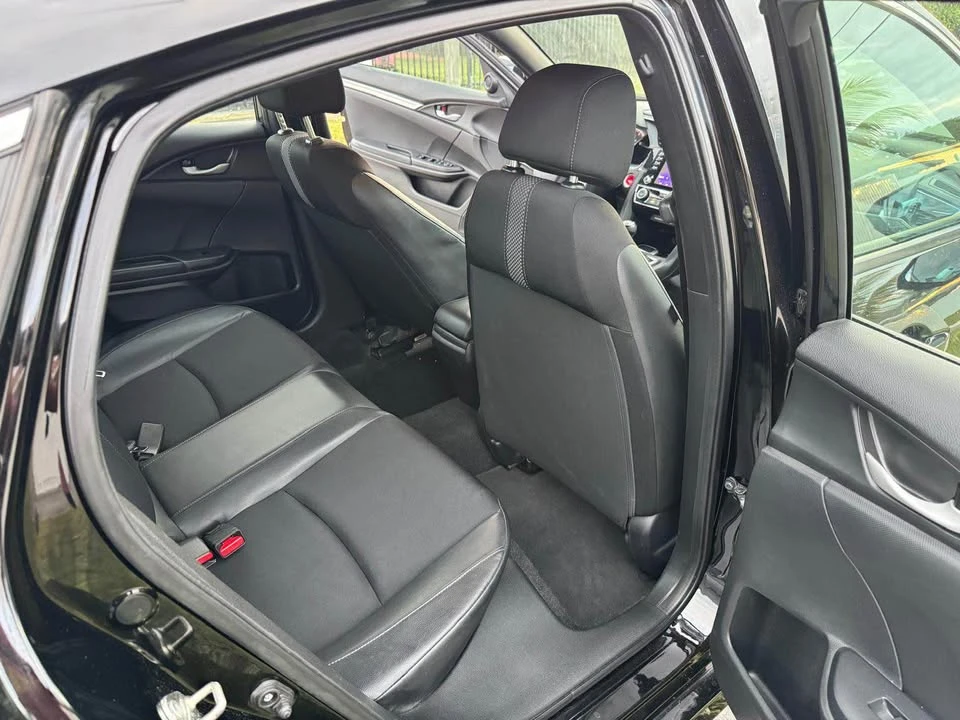 2020 Honda Civic 10th Gen - Image 13 of 15
