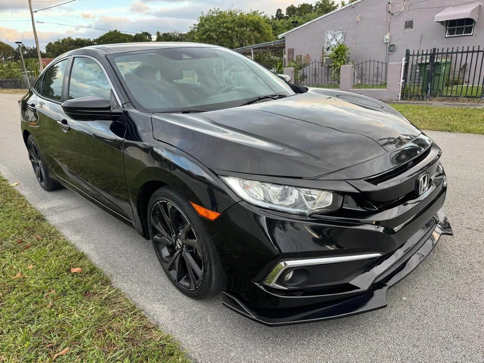 2020 Honda Civic 10th Gen - Image 2 of 15