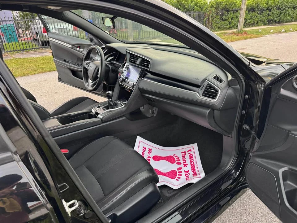 2020 Honda Civic 10th Gen - Image 12 of 15
