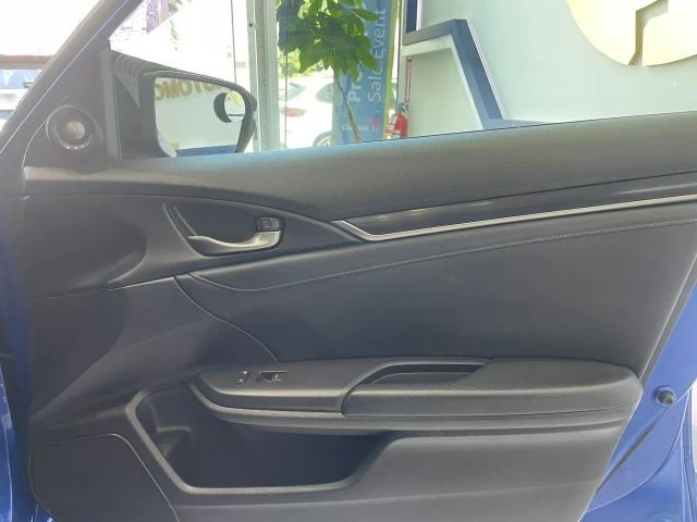 2020 Honda Civic 10th Gen - Image 26 of 31