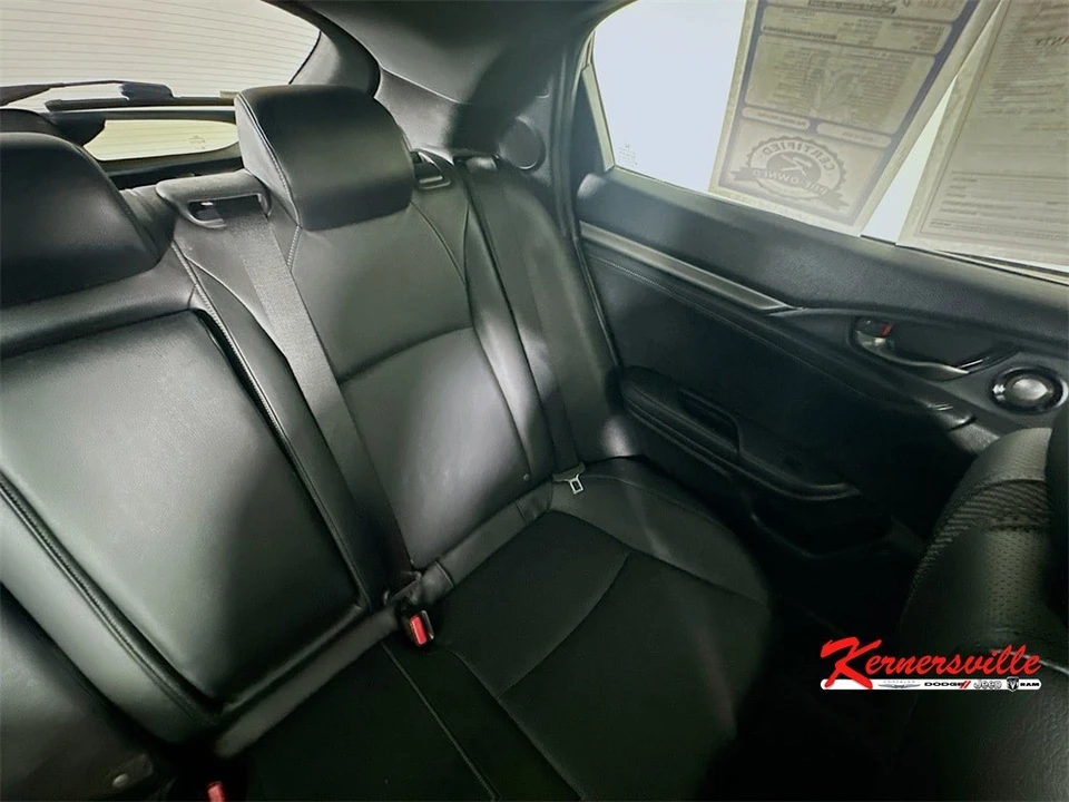 2020 Honda Civic 10th Gen - Image 14 of 21