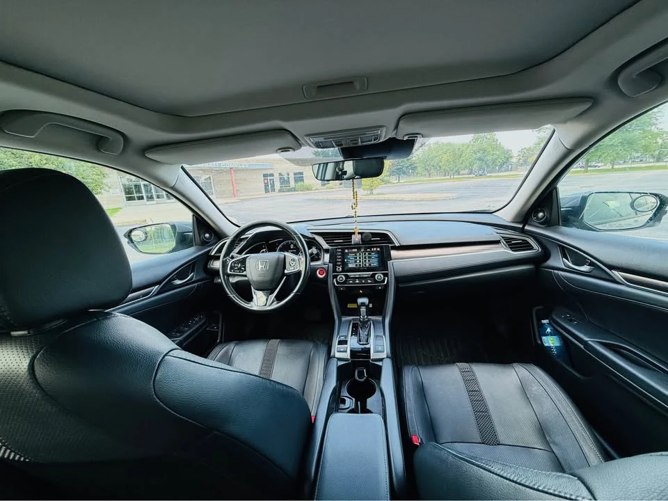 2020 Honda Civic 10th Gen - Image 4 of 10