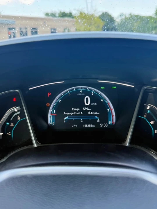 2020 Honda Civic 10th Gen - Image 5 of 10