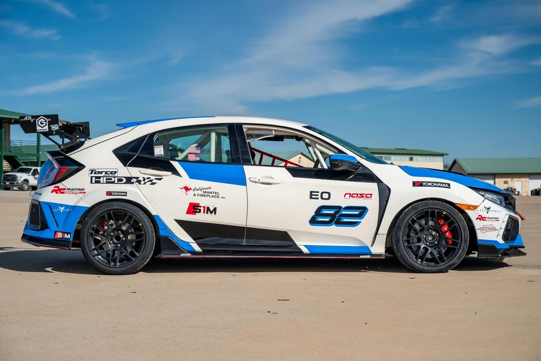 2020 Honda FK8 Civic Type R - Image 3 of 31