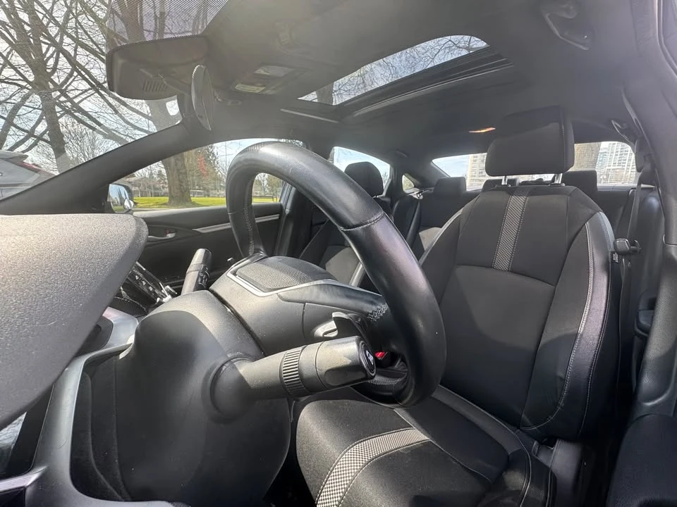 2020 Honda Civic 10th Gen - Image 9 of 11
