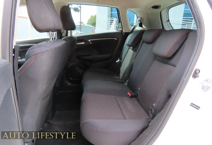 2020 Honda Fit - Image 29 of 31