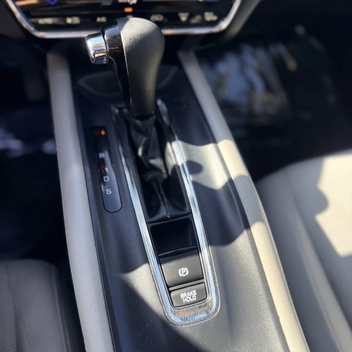 2020 Honda HR-V 2nd Gen - Image 23 of 28