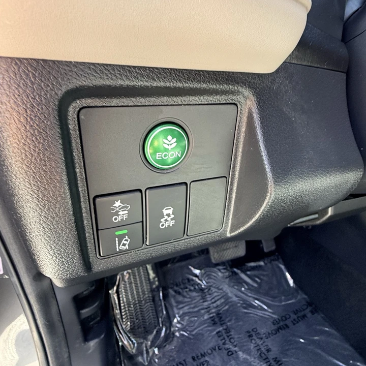 2020 Honda HR-V 2nd Gen - Image 16 of 20