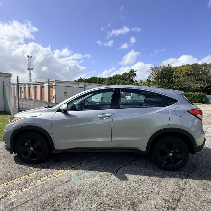 2020 Honda HR-V 2nd Gen - Image 4 of 15