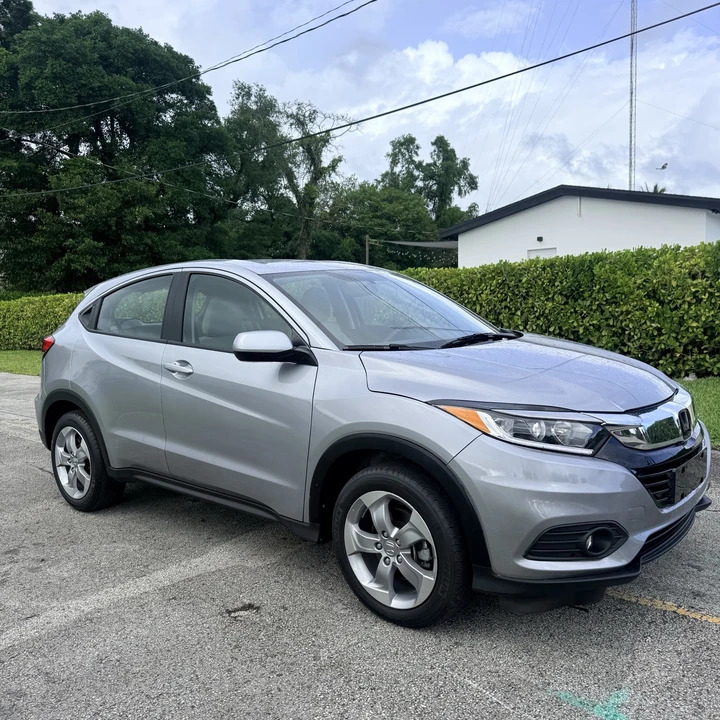 2020 Honda HR-V 2nd Gen - Image 2 of 17
