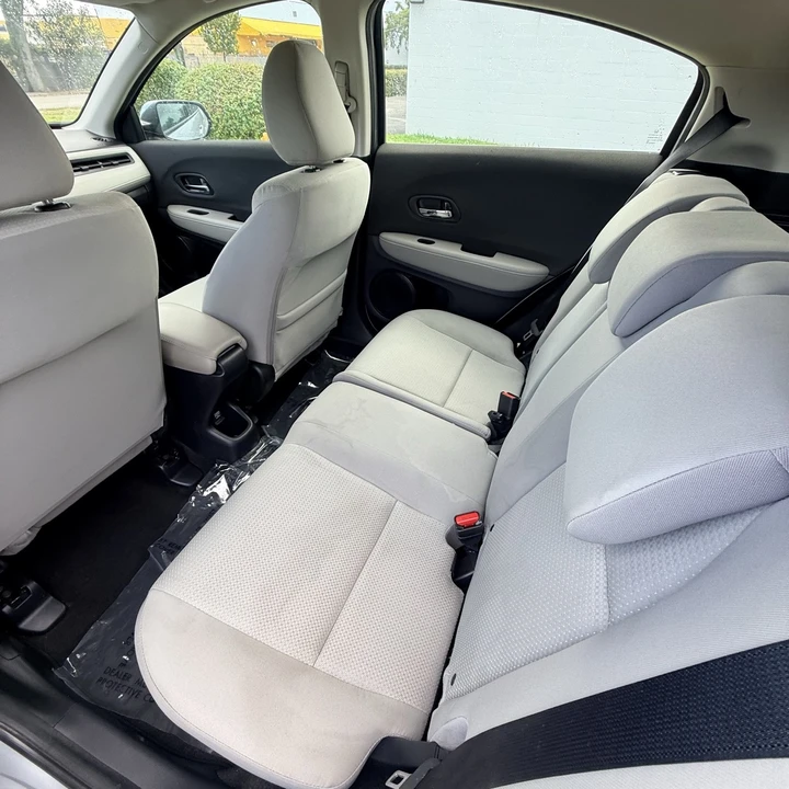 2020 Honda HR-V 2nd Gen - Image 10 of 17