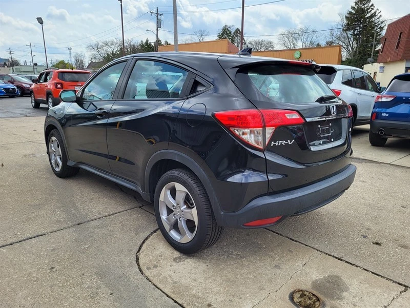 2020 Honda HR-V 2nd Gen - Image 5 of 16