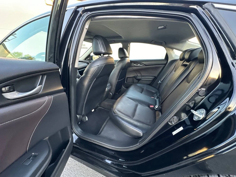 2020 Honda Insight 3rd Gen - Image 16 of 21