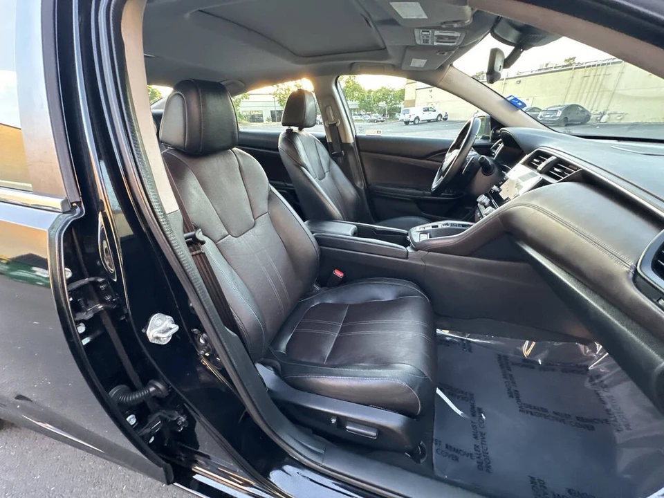 2020 Honda Insight 3rd Gen - Image 19 of 21