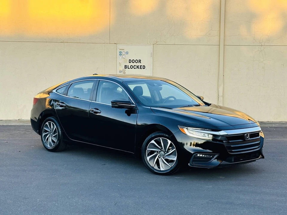 2020 Honda Insight 3rd Gen - Image 2 of 21