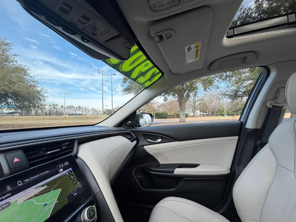 2020 Honda Insight 3rd Gen - Image 18 of 21
