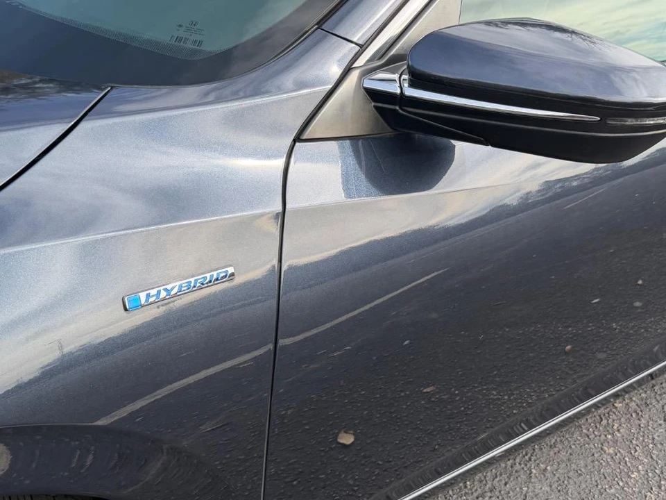2020 Honda Insight 3rd Gen - Image 3 of 21