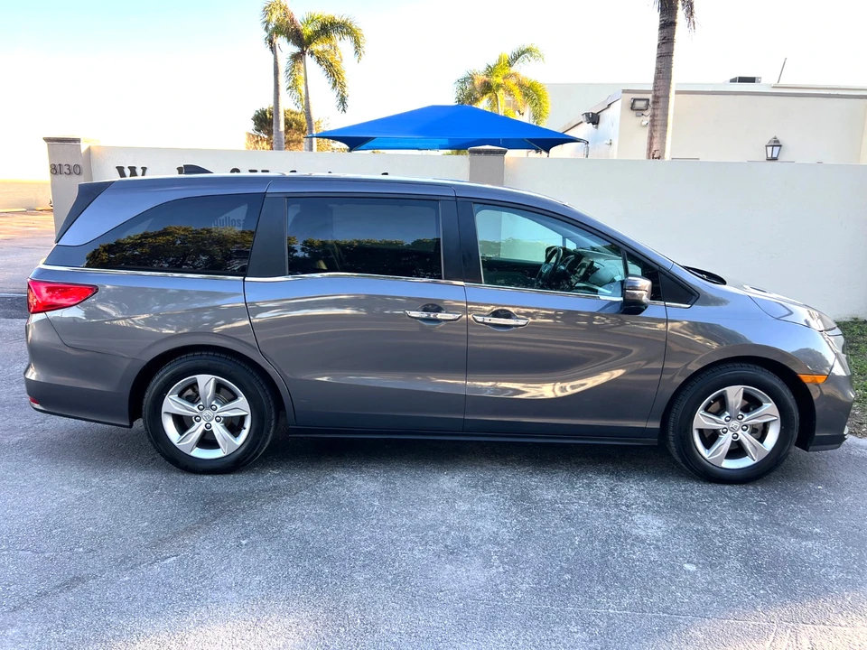 2020 Honda Odyssey - Image 9 of 21