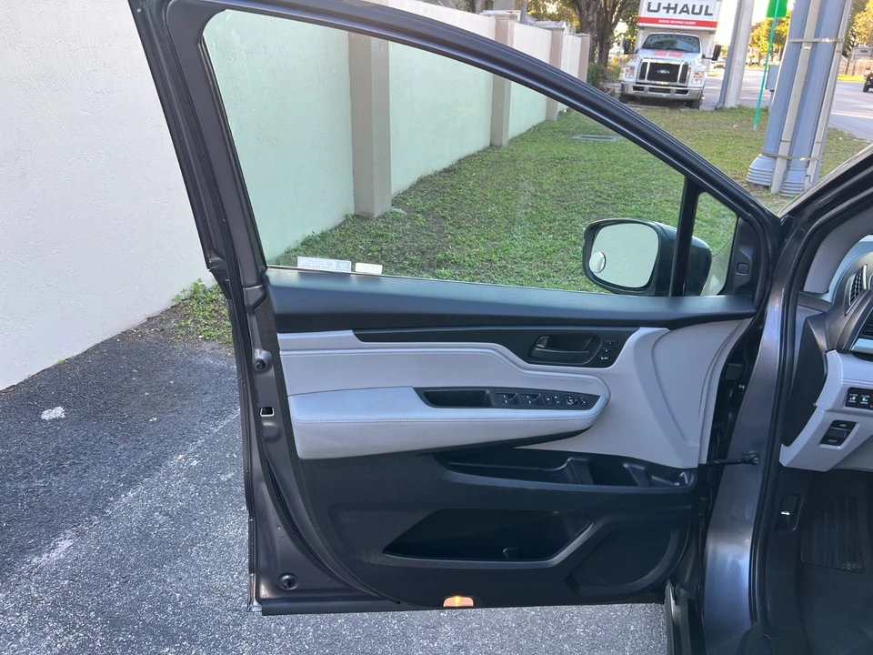 2020 Honda Odyssey - Image 14 of 21